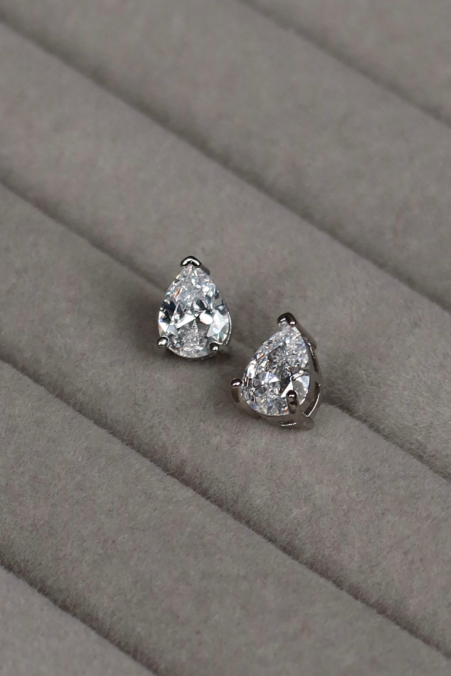 STUD EARRINGS