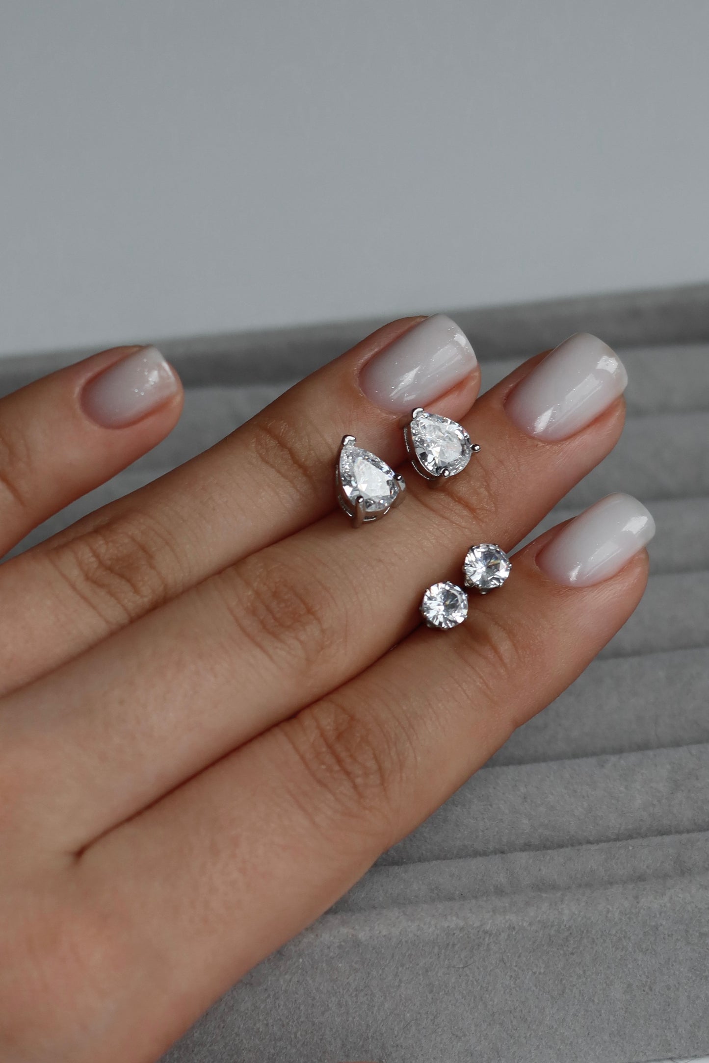 STUD EARRINGS