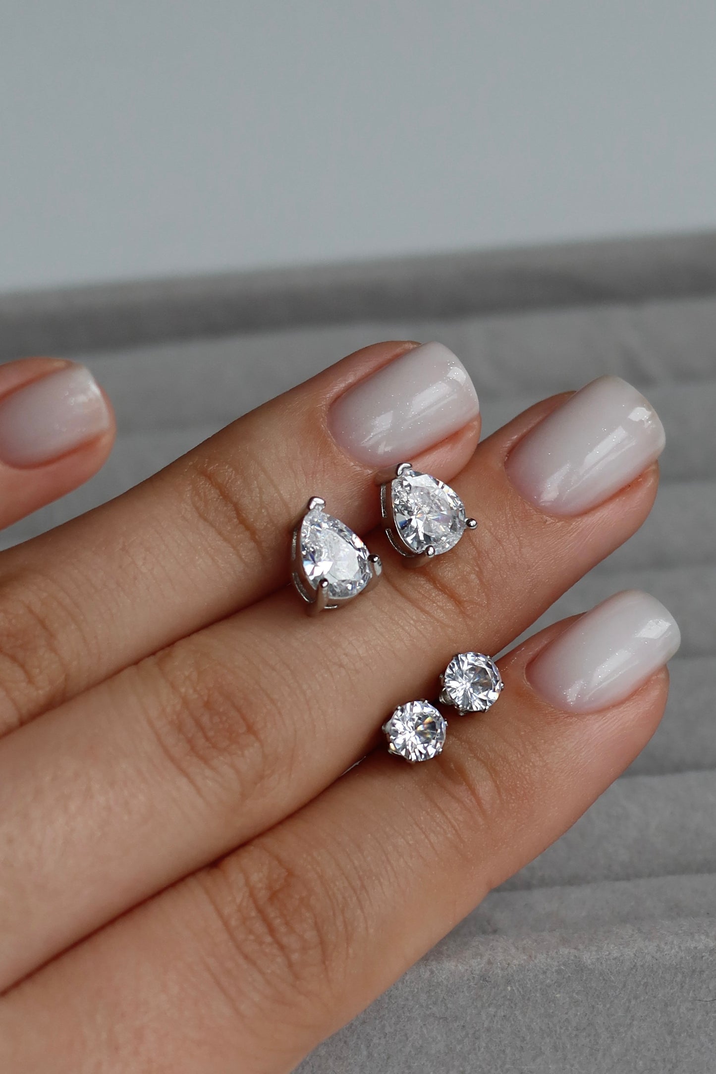 STUD EARRINGS