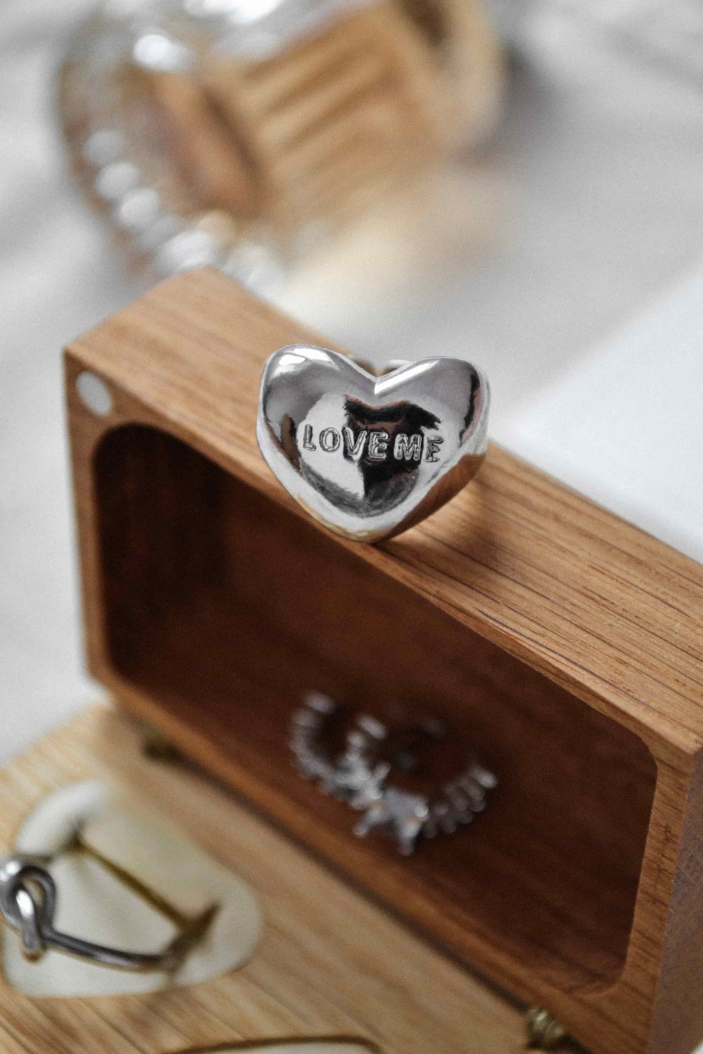 КАБЛУЧКА LOVE ME